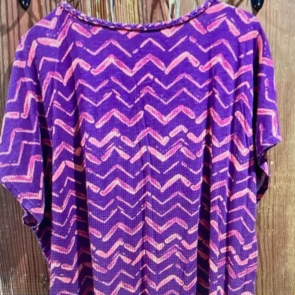Sonoma Purple and Pink Chevron Scoop Neck Short Sleeve Top - Picture 5 of 5
